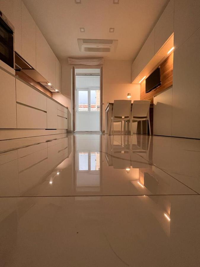 Smart Apartment *